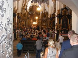 VIII Spotkania Integracyjne Osób Niepełnosprawnych ich rodzin i przyjaciół. Henryków 26 sierpnia 2017r.